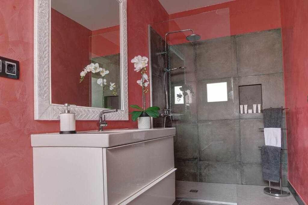 Villa Ponzos Chalet Independiente Y Privado Трикивихате Экстерьер фото